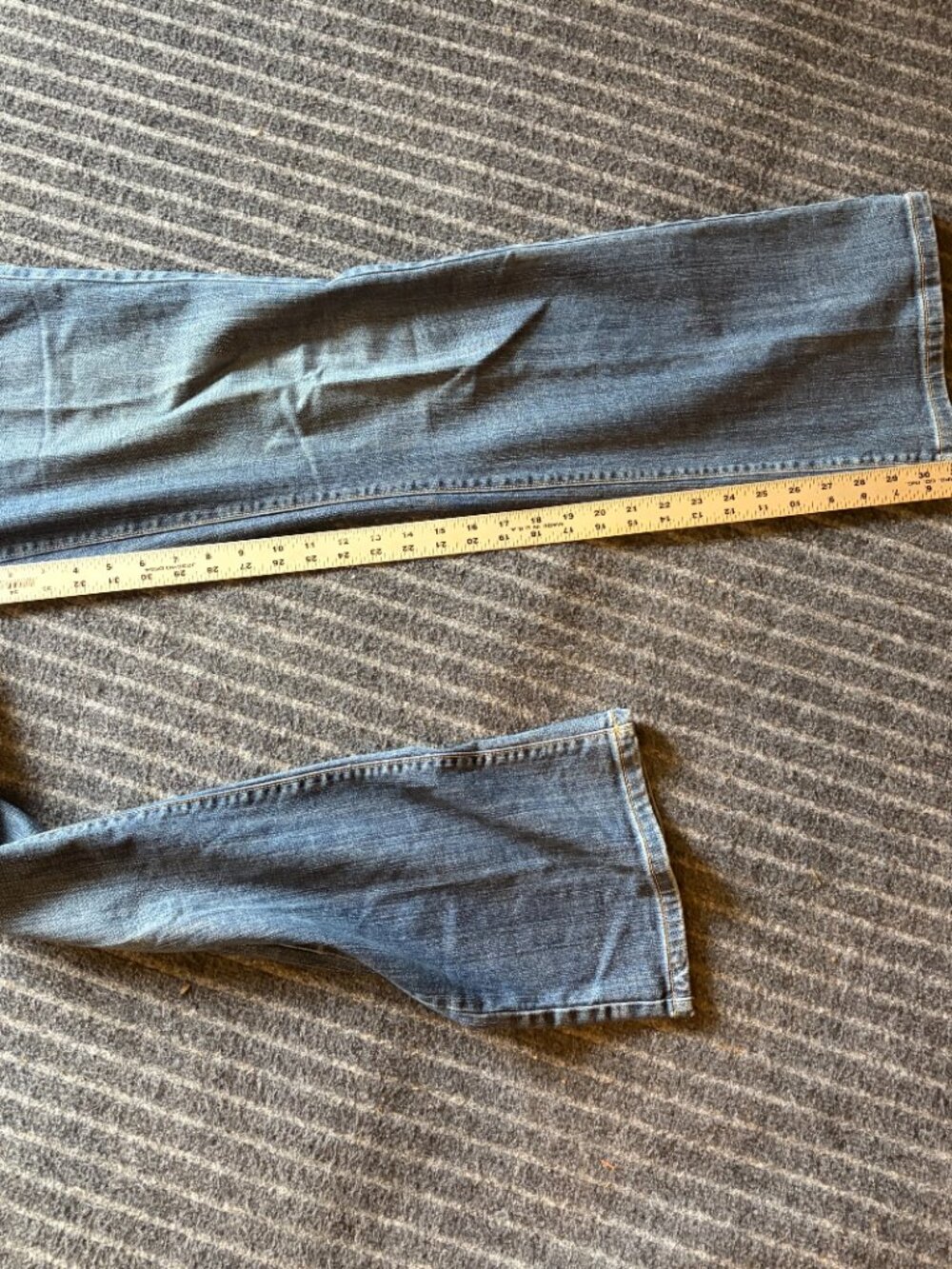 Lands' End Size 6 Fit 2 Boot Mid-rise Jeans - Picture 8 of 8